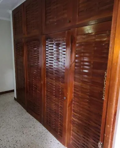 Eslyn Hotel 3*
